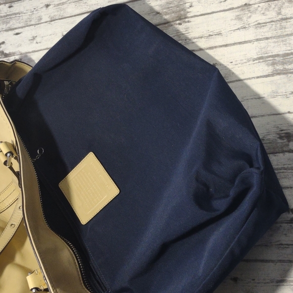 Coach Beige Leather Handbag - Picture 9 of 16